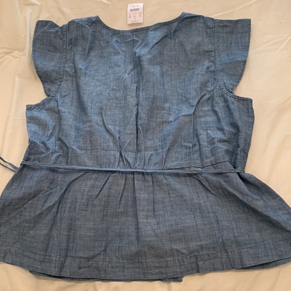 J crew Chambray flutter Sleeve top - Picture 2 of 4